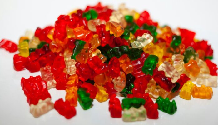 Are live resin gummies stronger! The amount of THC (or other cannabinoids) in a gummy, which is often expressed in milligrams (mg), determines