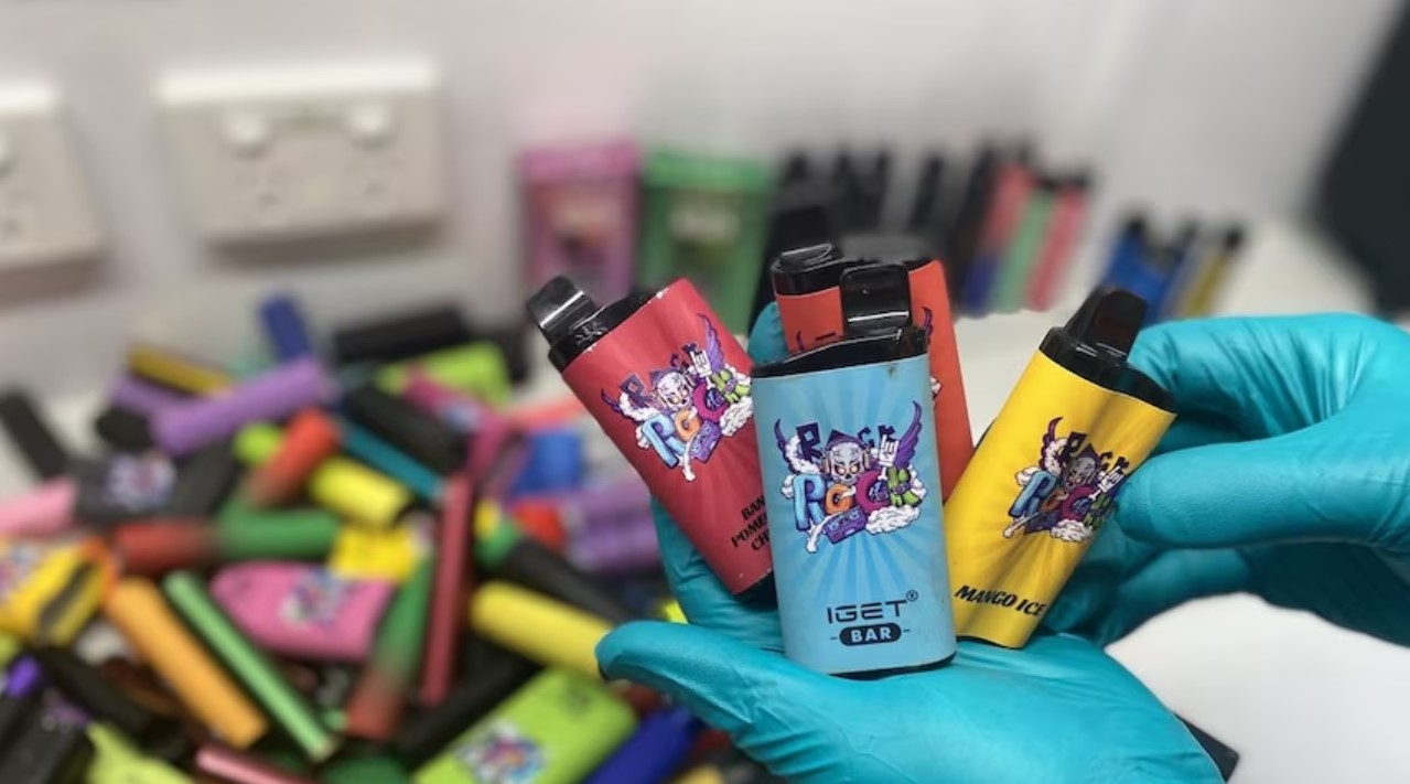 DISPOSABLE VAPES